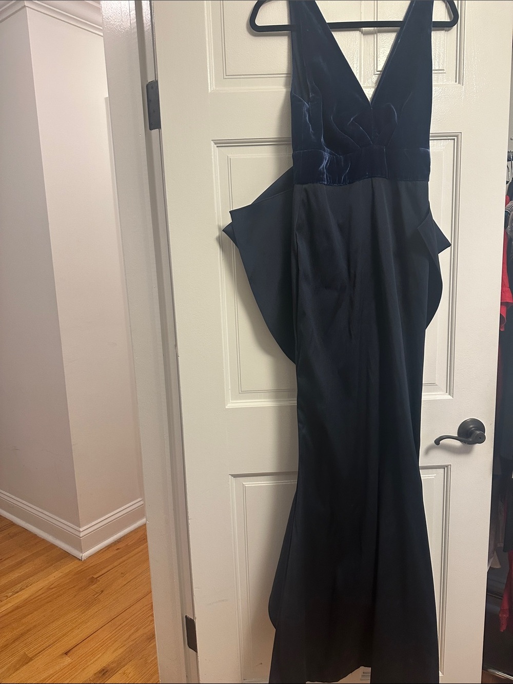 Sachin + Babi Midnight Navy Velvet & Satin Gown size 4